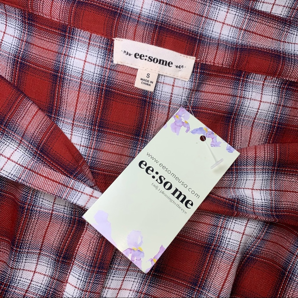 SOLD 🥳HP🥳 NWT Red Plaid Off the Shoulder Blouse - Picture 9 of 9